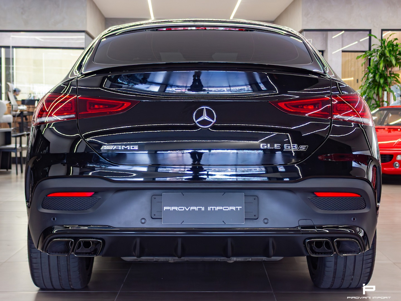 Foto do veículo MERCEDES-BENZ GLE 63 AMG 4.0 V8 BITURBO GASOLINA COUPÉ S 4MATIC 9G-TRONIC 2021 18.000 KM 799.990,00