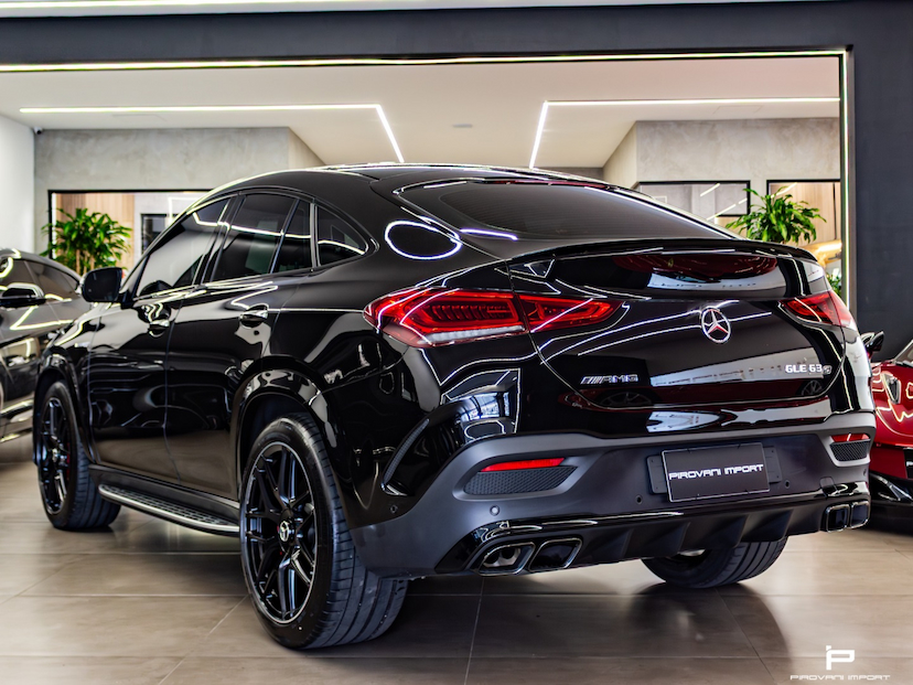 Foto do veículo MERCEDES-BENZ GLE 63 AMG 4.0 V8 BITURBO GASOLINA COUPÉ S 4MATIC 9G-TRONIC 2021 18.000 KM 799.990,00