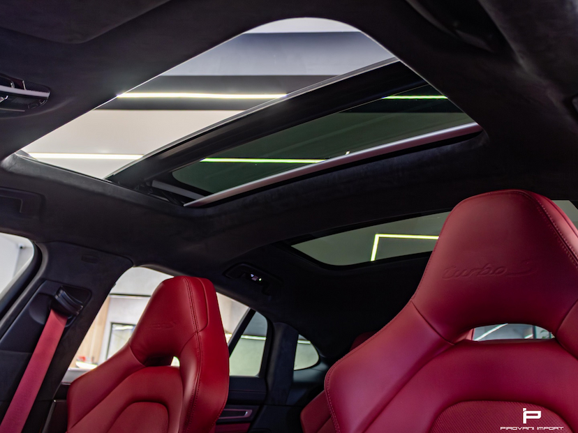 Foto do veículo PORSCHE PANAMERA 4.0 V8 E-HYBRID TURBO S PDK 2022 10.000 KM 880.000,00