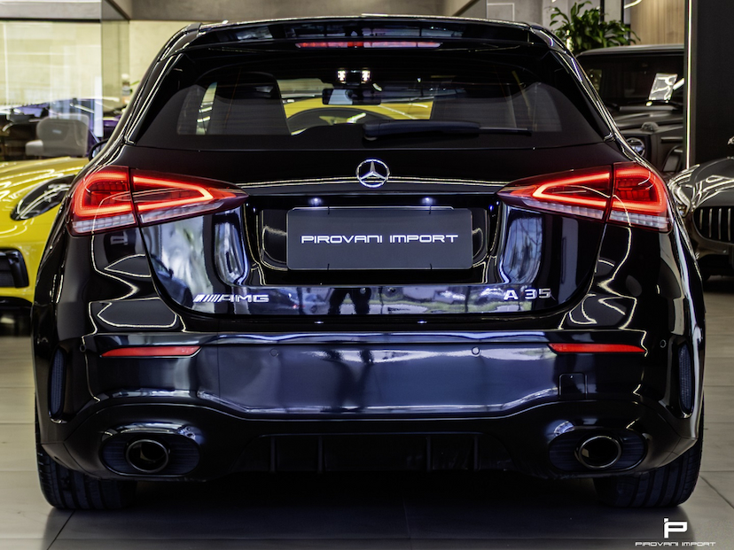 Foto do veículo MERCEDES-BENZ A 35 AMG 2.0 CGI GASOLINA 4MATIC 7G-DCT 2020 45.000 KM 279.900,00