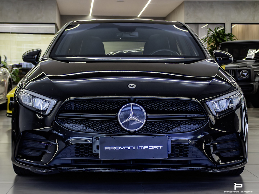 Foto do veículo MERCEDES-BENZ A 35 AMG 2.0 CGI GASOLINA 4MATIC 7G-DCT 2020 45.000 KM 279.900,00