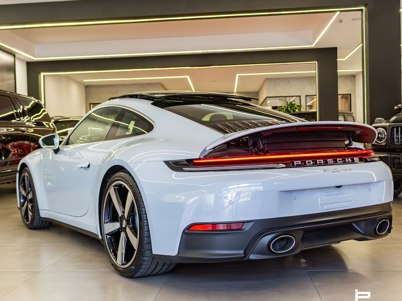 Foto do veículo PORSCHE 911 3.0 24V H6 GASOLINA CARRERA PDK 2025 1.000 KM 930.000,00