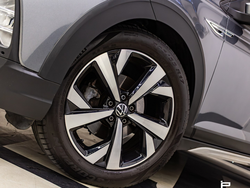 Foto do veículo VOLKSWAGEN NIVUS 1.0 200 TSI TOTAL FLEX HIGHLINE AUTOMÁTICO 2022 35.000 KM 175.000,00