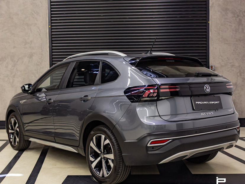 Foto do veículo VOLKSWAGEN NIVUS 1.0 200 TSI TOTAL FLEX HIGHLINE AUTOMÁTICO 2022 35.000 KM 175.000,00