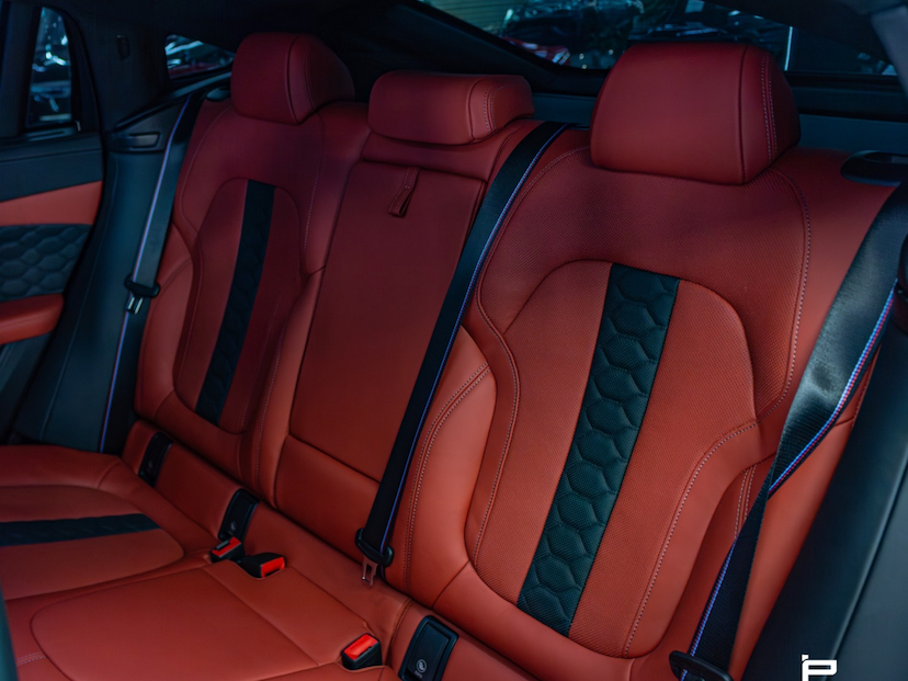 Foto do veículo BMW X6 4.4 V8 BITURBO GASOLINA M COMPETITION AUTOMÁTICO 2024 5.000 KM 999.000,00