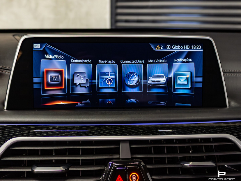 Foto do veículo BMW 750LI 4.4 V8 32V GASOLINA 4P AUTOMÁTICO 2017 58.000 KM 289.000,00