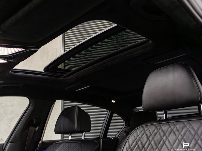 Foto do veículo BMW 750LI 4.4 V8 32V GASOLINA 4P AUTOMÁTICO 2017 58.000 KM 289.000,00