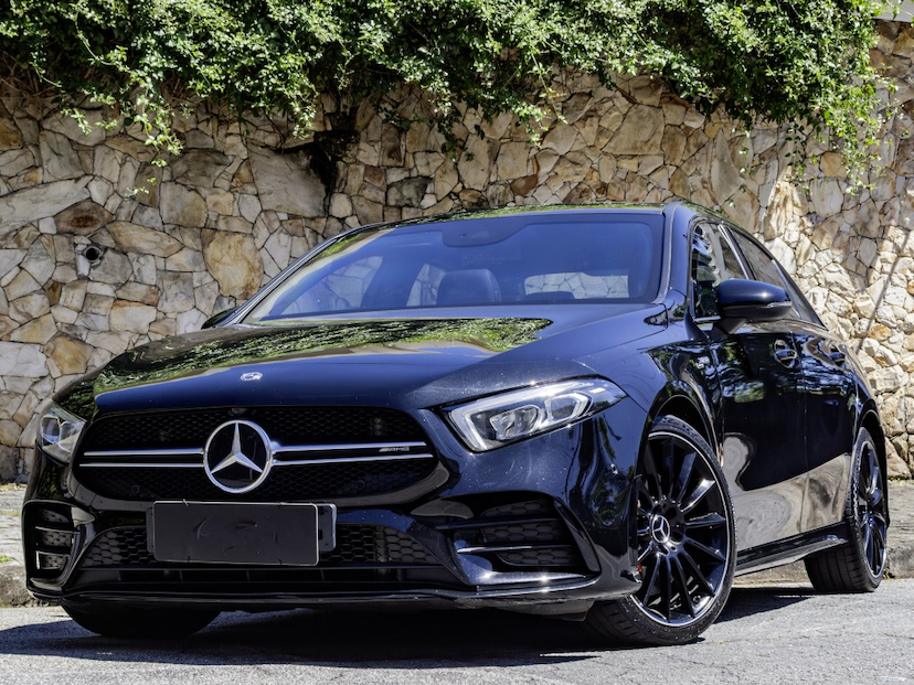 Foto do veículo MERCEDES-BENZ A 35 AMG 2.0 CGI GASOLINA SEDAN 4MATIC 7G-DCT 2020 29.650 KM 290.000,00