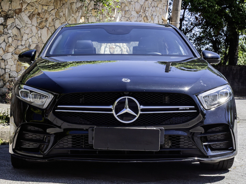 Foto do veículo MERCEDES-BENZ A 35 AMG 2.0 CGI GASOLINA SEDAN 4MATIC 7G-DCT 2020 29.650 KM 290.000,00