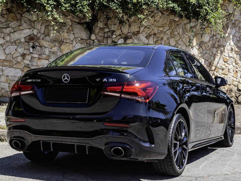 Foto do veículo MERCEDES-BENZ A 35 AMG 2.0 CGI GASOLINA SEDAN 4MATIC 7G-DCT 2020 29.650 KM 290.000,00