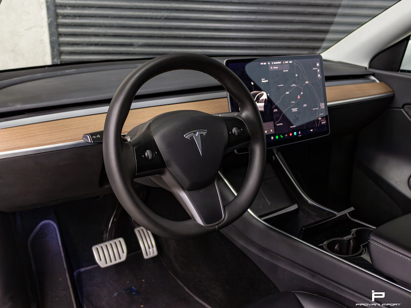 Foto do veículo TESLA MODEL Y P100D LONG RANGE AWD ELÉTRICO 2021 25.000 KM 309.000,00