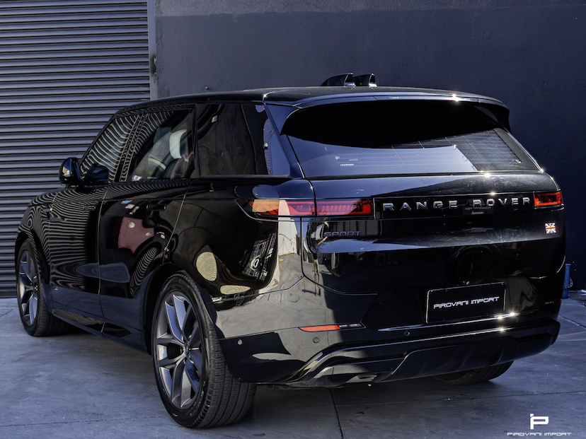 Foto do veículo LAND ROVER RANGE ROVER SPORT 3.0 D350 TURBO DIESEL MHEV DYNAMIC HSE AWD AUTOMÁTICO 2024 26.000 KM 980.000,00