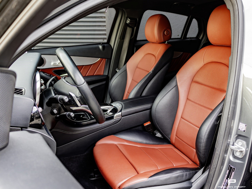 Foto do veículo MERCEDES-BENZ GLC 250 2.0 CGI GASOLINA COUPÉ 4MATIC 9G-TRONIC 2018 52.000 KM 265.000,00