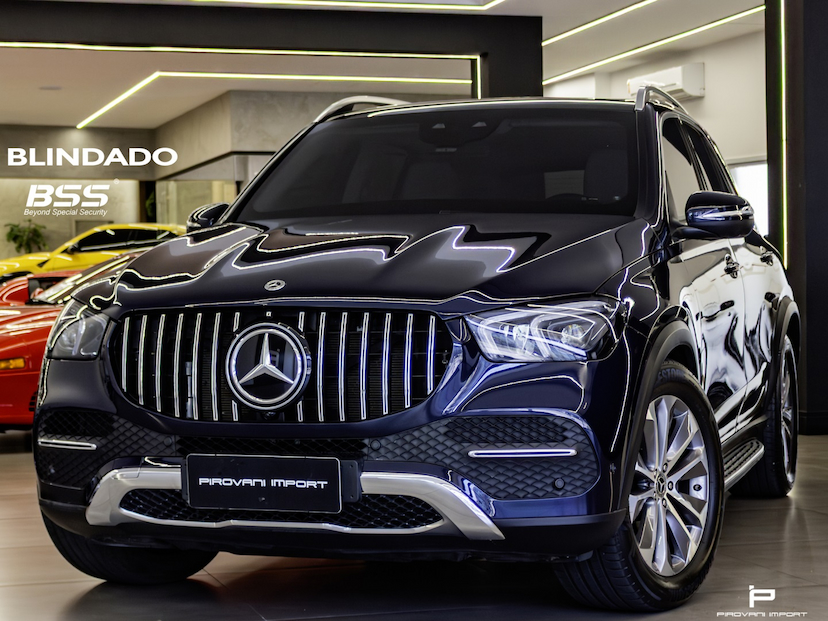 Foto do veículo MERCEDES-BENZ GLE 400D 3.0 V6 DIESEL 4MATIC 9G-TRONIC 2022 16.000 KM 0,00