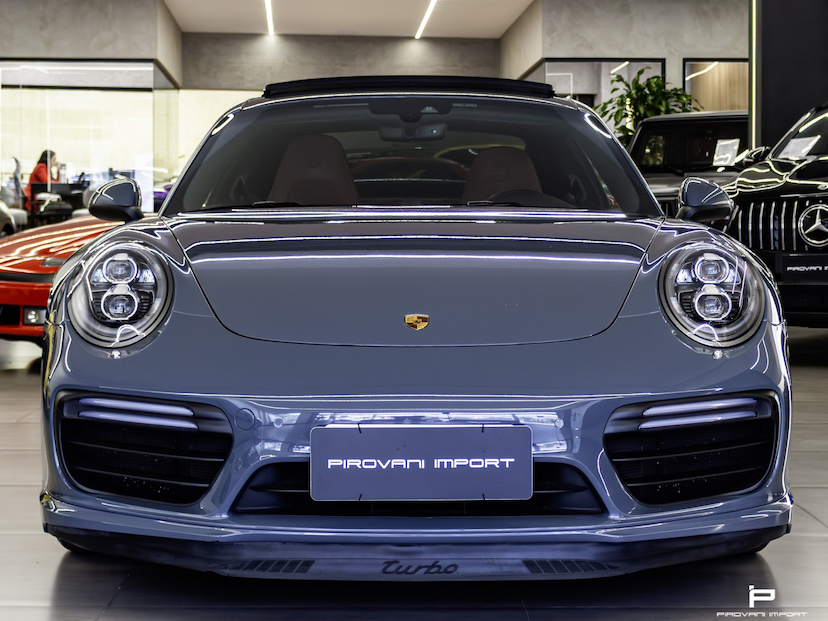 Foto do veículo PORSCHE 911 3.8 24V H6 GASOLINA TURBO PDK 2017 13.000 KM 830.000,00