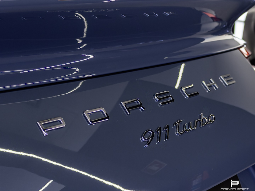 Foto do veículo PORSCHE 911 3.8 24V H6 GASOLINA TURBO PDK 2017 13.000 KM 830.000,00