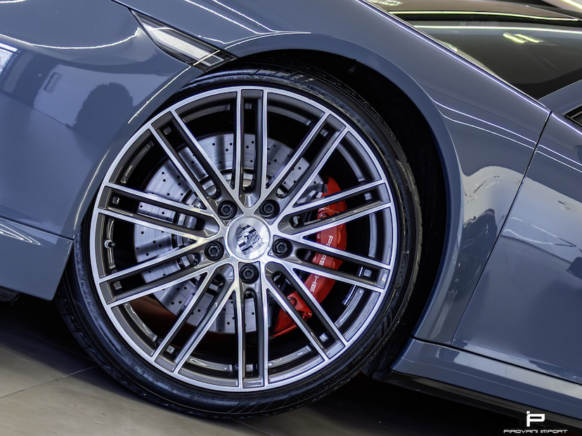 Foto do veículo PORSCHE 911 3.8 24V H6 GASOLINA TURBO PDK 2017 13.000 KM 830.000,00