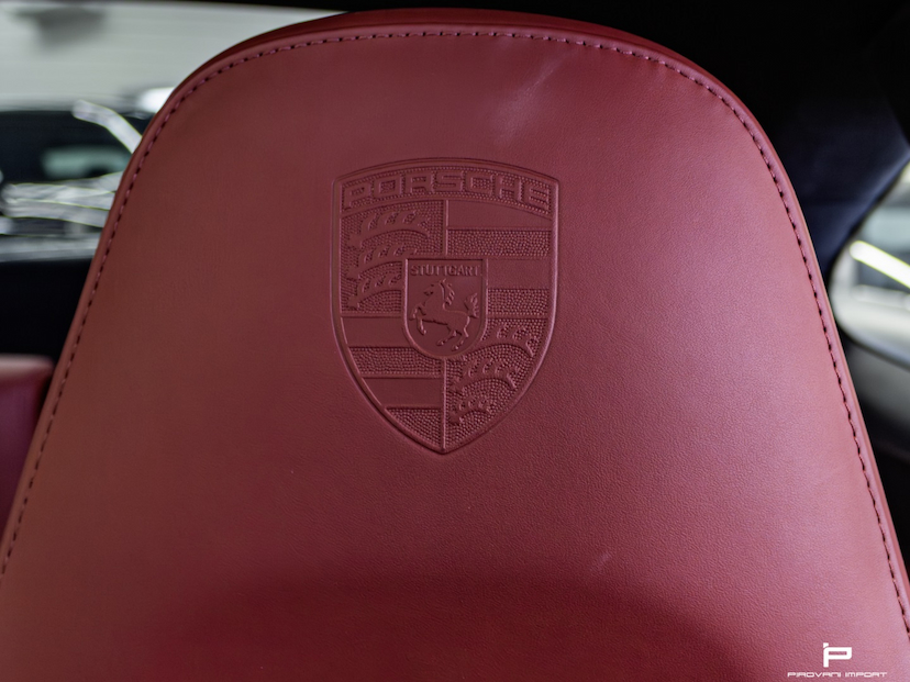 Foto do veículo PORSCHE 911 3.8 24V H6 GASOLINA TURBO PDK 2017 13.000 KM 830.000,00