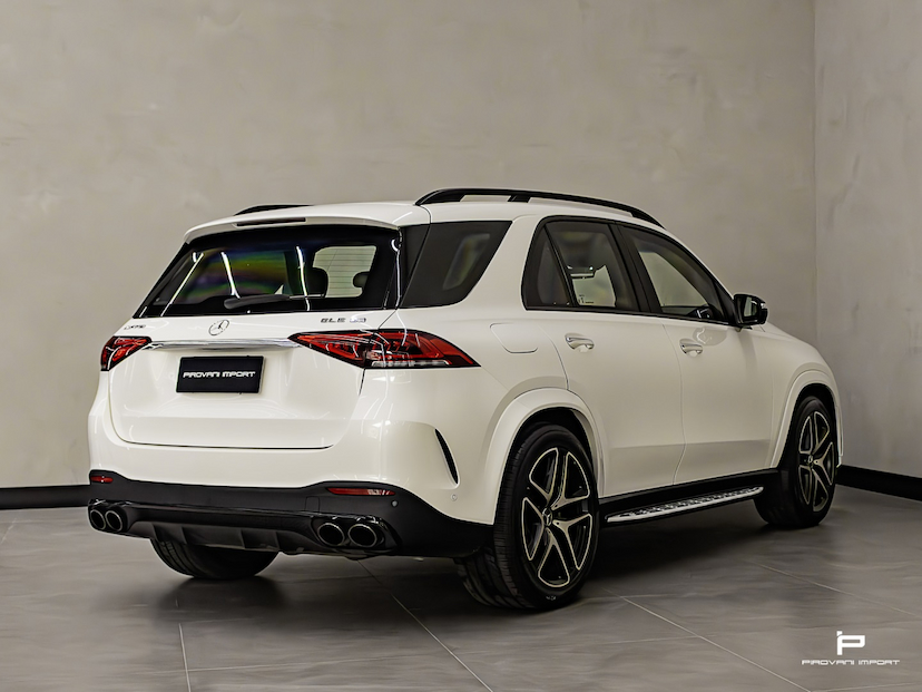 Foto do veículo MERCEDES-BENZ GLE 53 AMG 3.0 I6 GASOLINA 4MATIC+ 9G-TRONIC 2022 36.000 KM 535.000,00