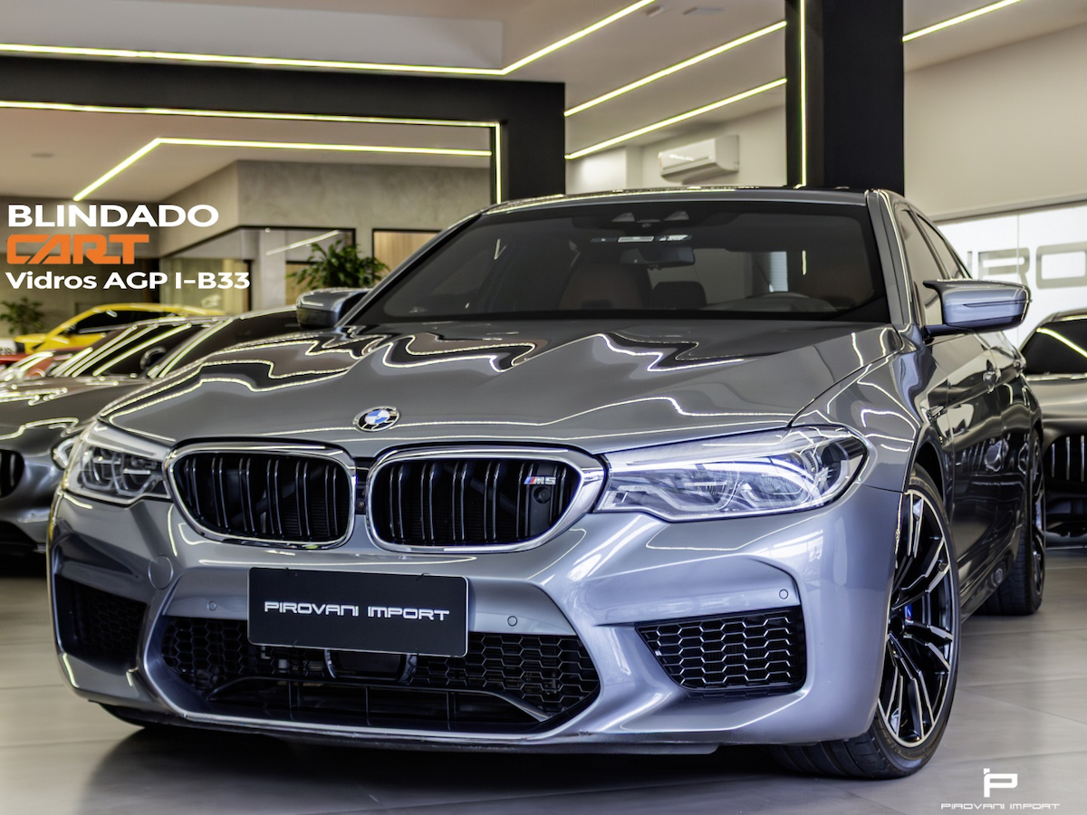 Foto do veículo BMW M5 4.4 V8 TWIN POWER M XDRIVE STEPTRONIC 2018/2019 39.000 KM R$ 519.900,00