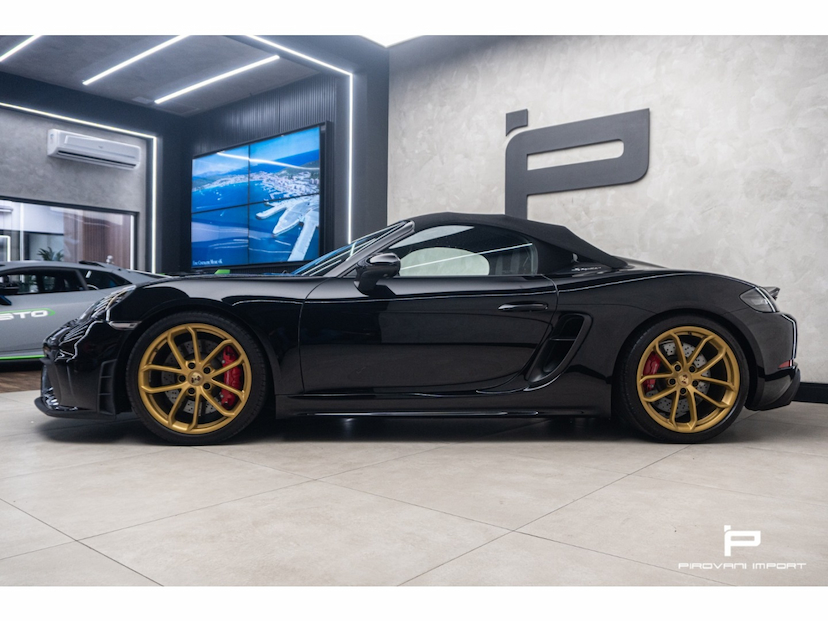 Foto do veículo PORSCHE 718 4.0 H6 GASOLINA SPYDER PDK 2021 13.000 KM 735.000,00
