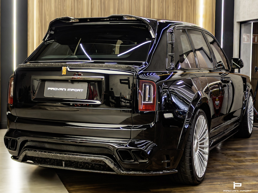 Foto do veículo ROLLS-ROYCE CULLINAN 6.7 V12 TURBO GASOLINA AUTOMÁTICO 2020 17.000 KM 0,00