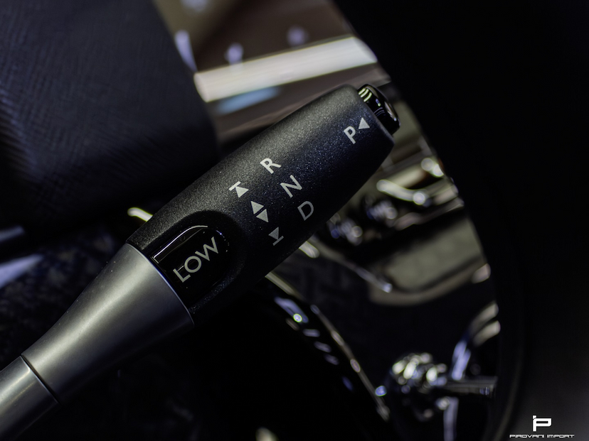 Foto do veículo ROLLS-ROYCE CULLINAN 6.7 V12 TURBO GASOLINA AUTOMÁTICO 2020 17.000 KM 0,00