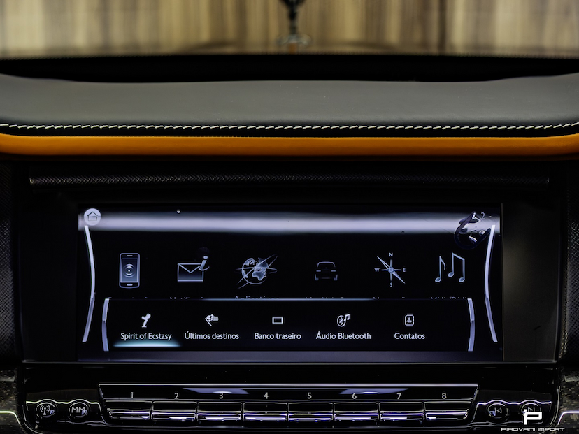 Foto do veículo ROLLS-ROYCE CULLINAN 6.7 V12 TURBO GASOLINA AUTOMÁTICO 2020 17.000 KM 0,00