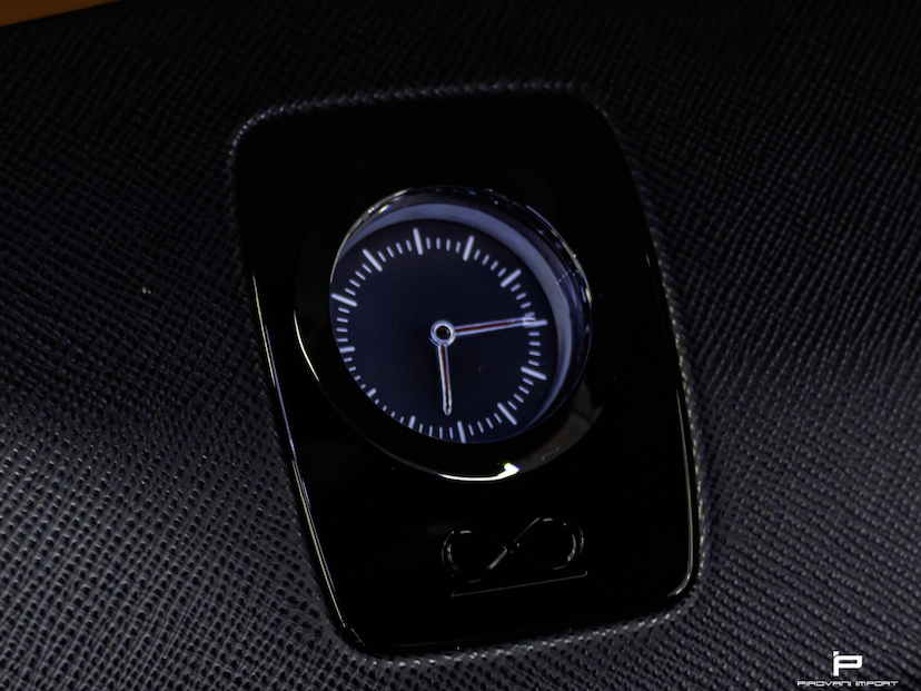 Foto do veículo ROLLS-ROYCE CULLINAN 6.7 V12 TURBO GASOLINA AUTOMÁTICO 2020 17.000 KM 0,00