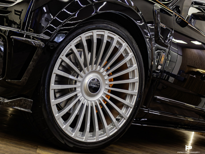 Foto do veículo ROLLS-ROYCE CULLINAN 6.7 V12 TURBO GASOLINA AUTOMÁTICO 2020 17.000 KM 0,00