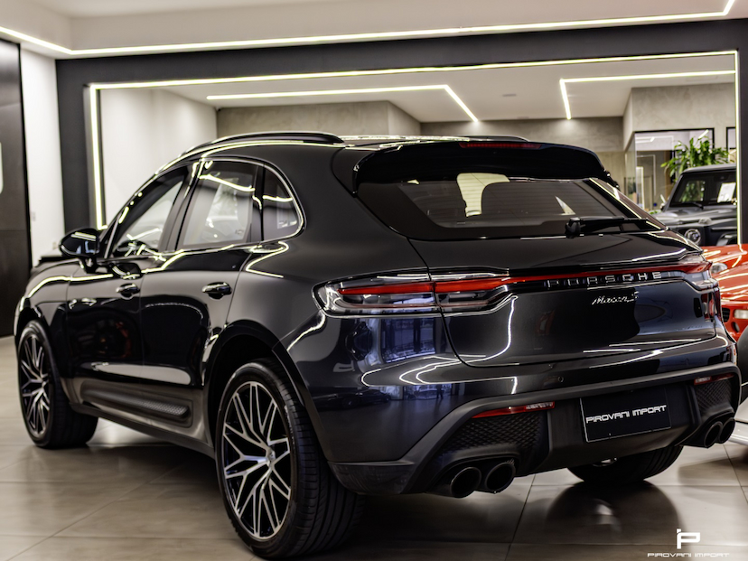 Foto do veículo PORSCHE MACAN 2.9 V6 BITURBO GASOLINA S PDK 2022 20.000 KM 499.990,00