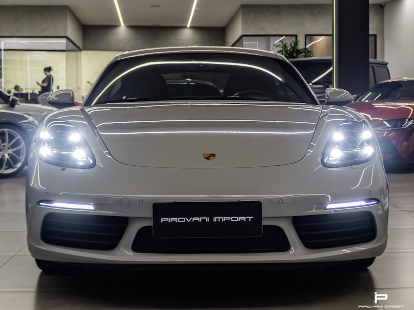 Foto do veículo PORSCHE 718 2.0 16V H4 GASOLINA CAYMAN PDK 2023 81.000 KM 429.000,00