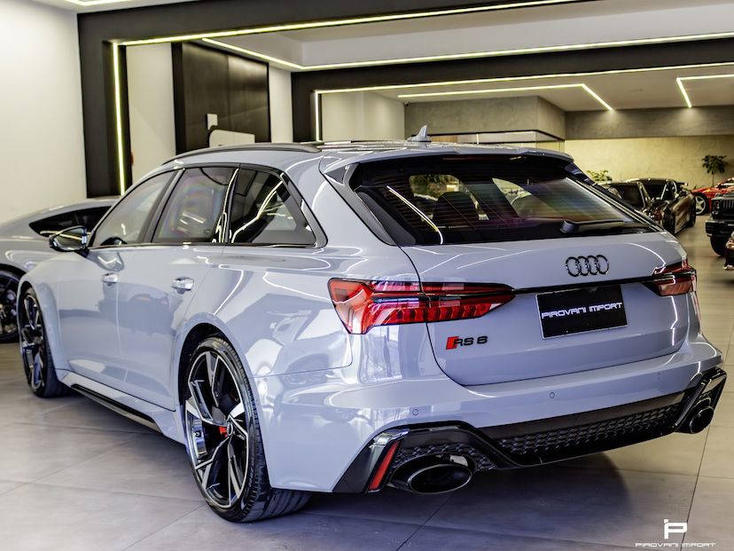 Foto do veículo AUDI RS6 4.0 AVANT V8 TWINTURBO MHEV TIPTRONIC 2021 15.000 KM 959.000,00