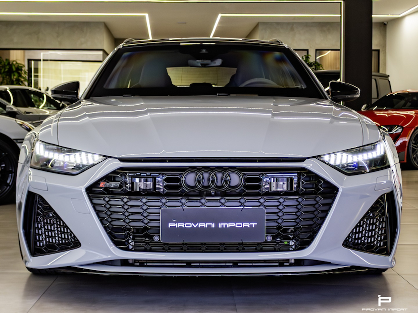 Foto do veículo AUDI RS6 4.0 AVANT V8 TWINTURBO MHEV TIPTRONIC 2021 15.000 KM 959.000,00