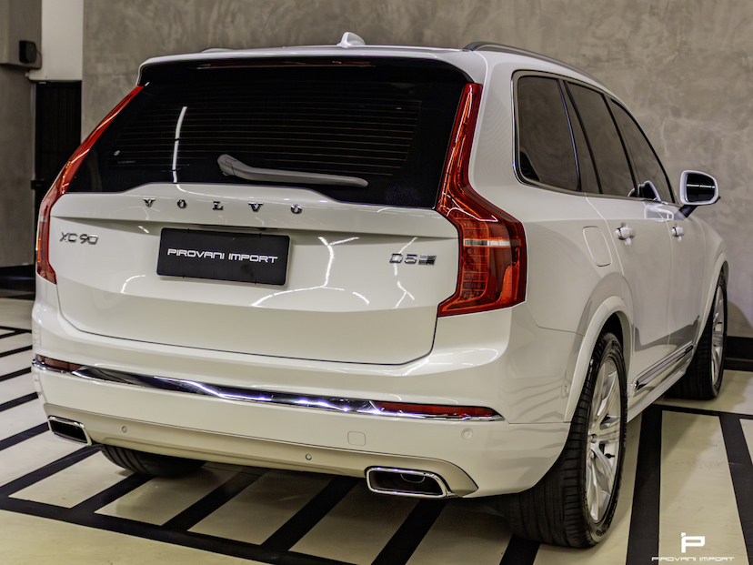 Foto do veículo VOLVO XC90 2.0 D5 DIESEL INSCRIPTION AWD GEARTRONIC 2020 51.000 KM 265.000,00