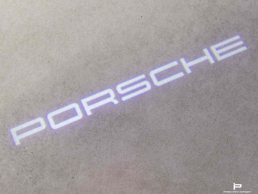 Foto do veículo PORSCHE 911 3.8 24V H6 GASOLINA TURBO PDK 2023 5.000 KM 1.380.000,00