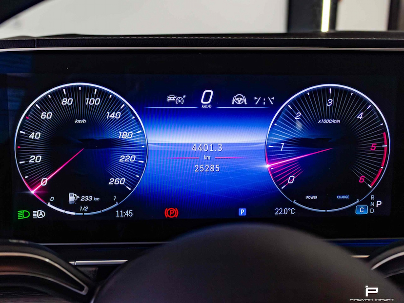 Foto do veículo MERCEDES-BENZ GLE 450D 3.0 I6 MHEV DIESEL COUPÉ 4MATIC 9G-TRONIC 2025 25.000 KM 699.000,00