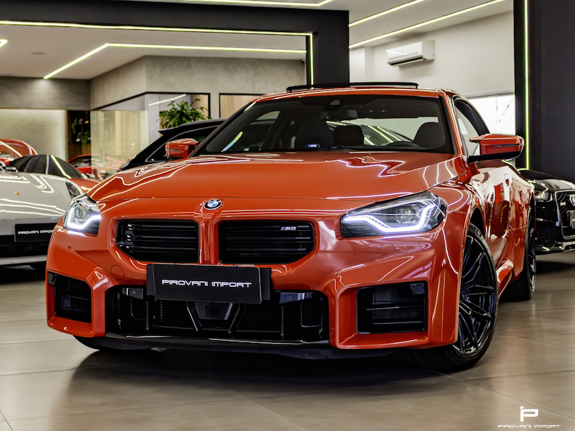 Foto do veículo BMW M2 3.0 I6 TWNTURBO GASOLINA COUPÉ M STEPTRONIC 2024 1.050 KM 600.000,00