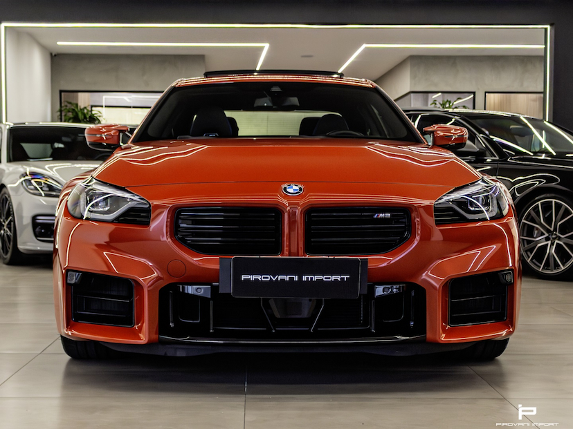 Foto do veículo BMW M2 3.0 I6 TWNTURBO GASOLINA COUPÉ M STEPTRONIC 2024 1.050 KM 600.000,00