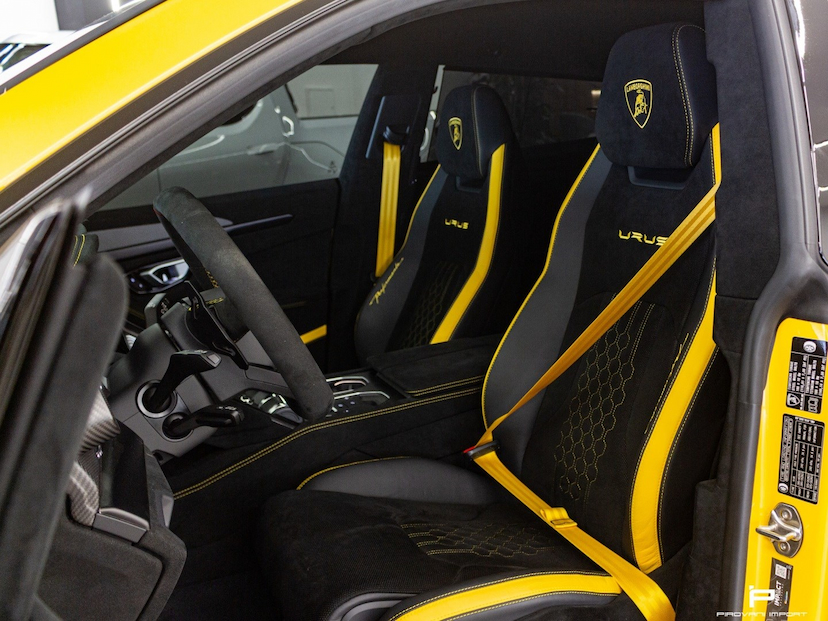 Foto do veículo LAMBORGHINI URUS 4.0 V8 TURBO GASOLINA PERFORMANTE AUTOMÁTICO 2024 8.500 KM 3.650.000,00