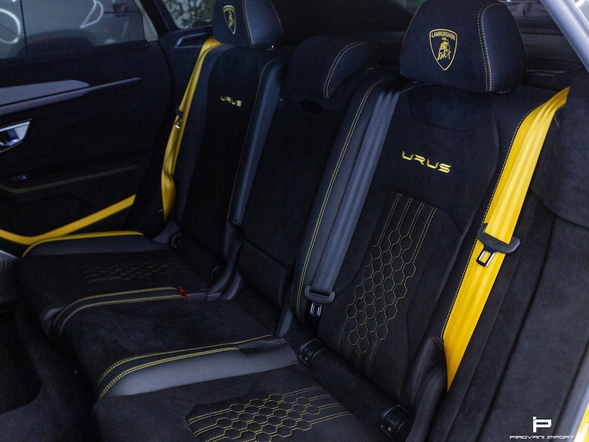 Foto do veículo LAMBORGHINI URUS 4.0 V8 TURBO GASOLINA PERFORMANTE AUTOMÁTICO 2024 8.500 KM 3.650.000,00