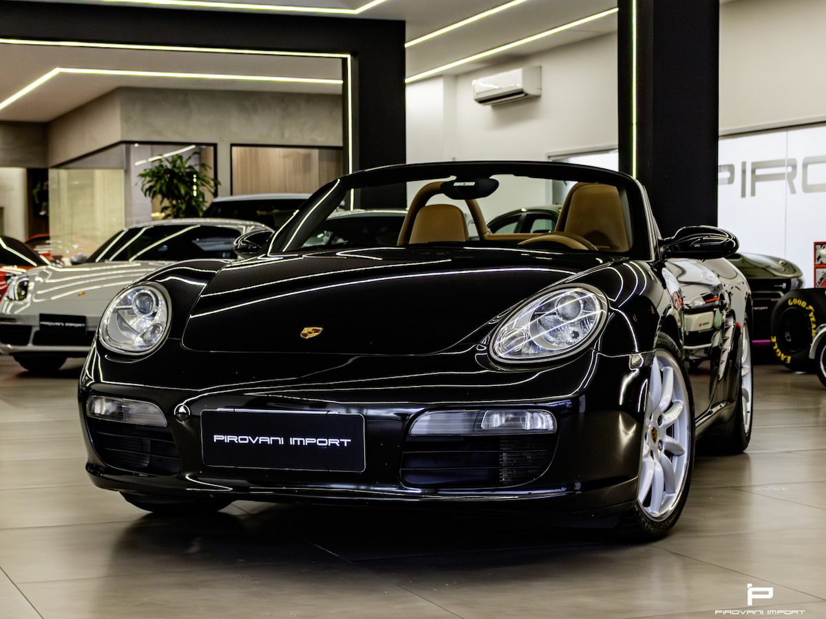 Foto do veículo PORSCHE BOXSTER 2.7 I6 24V GASOLINA 2P MANUAL 2008/2008 57.000 KM Sob consulta