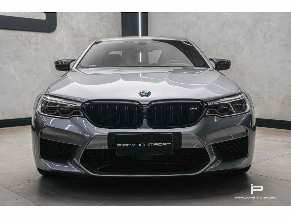 Foto do veículo BMW M5 4.4 V8 TWIN POWER M XDRIVE STEPTRONIC 2020/2020 27.000 KM R$ 530.000,00