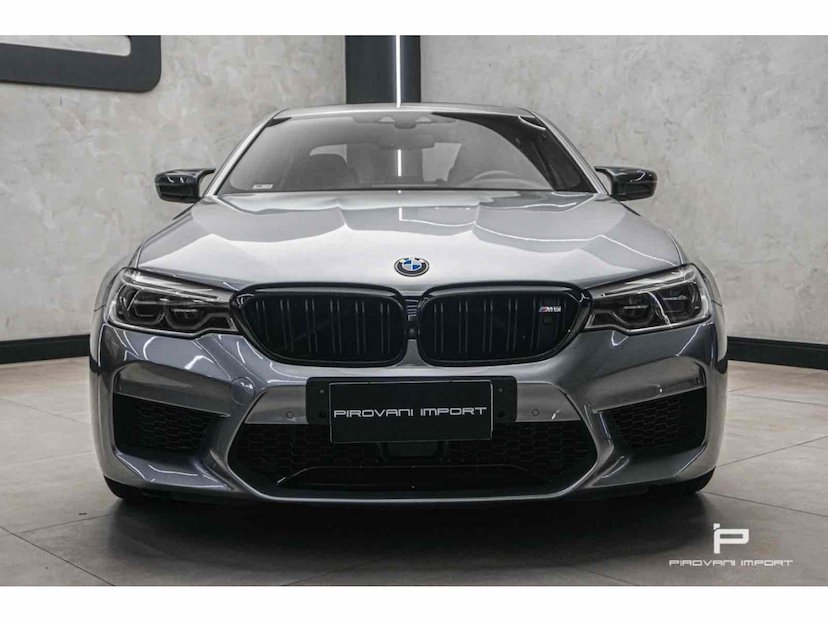 Foto do veículo BMW M5 4.4 V8 TWIN POWER M XDRIVE STEPTRONIC 2020 27.000 KM 530.000,00