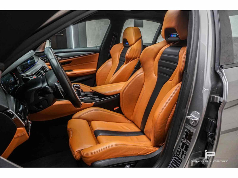 Foto do veículo BMW M5 4.4 V8 TWIN POWER M XDRIVE STEPTRONIC 2020 27.000 KM 530.000,00