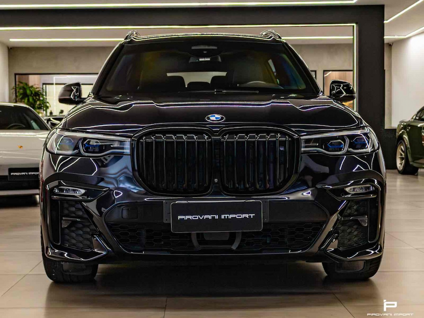 Foto do veículo BMW X7 4.4 V8 GASOLINA M SPORT XDRIVE50I STEPTRONIC 2020 47.000 KM 509.000,00