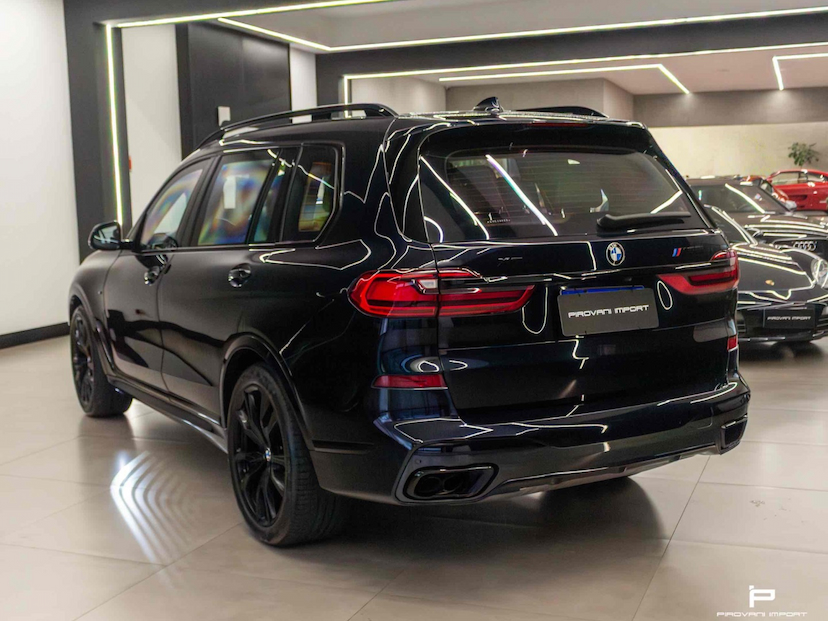 Foto do veículo BMW X7 4.4 V8 GASOLINA M SPORT XDRIVE50I STEPTRONIC 2020 47.000 KM 509.000,00