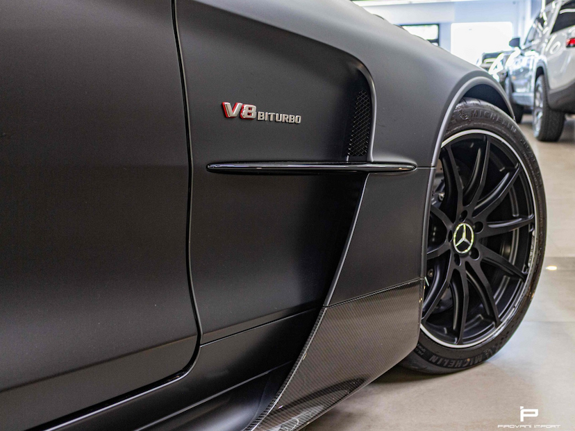 Foto do veículo MERCEDES-BENZ AMG GT 4.0 V8 TURBO GASOLINA BLACK SERIES 7G-DCT 2021 2.200 KM 3.800.000,00