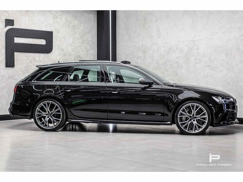 Foto do veículo AUDI RS6 4.0 AVANT V8 32V BI-TURBO GASOLINA 4P TIPTRONIC 2018 14.000 KM 530.000,00