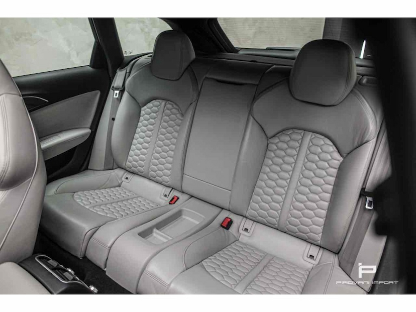 Foto do veículo AUDI RS6 4.0 AVANT V8 32V BI-TURBO GASOLINA 4P TIPTRONIC 2018 14.000 KM 530.000,00